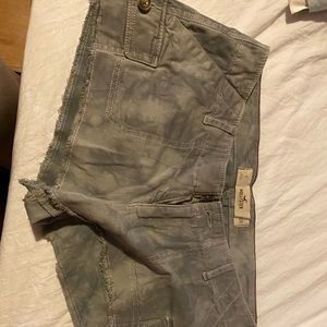 Camouflage Hollister shorts very soft material